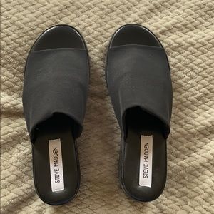 STEVE MADDEN slip on heels!